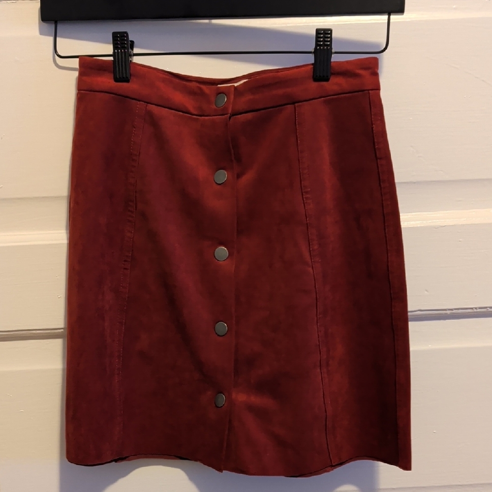 Elegant Red Button-Front Skirt